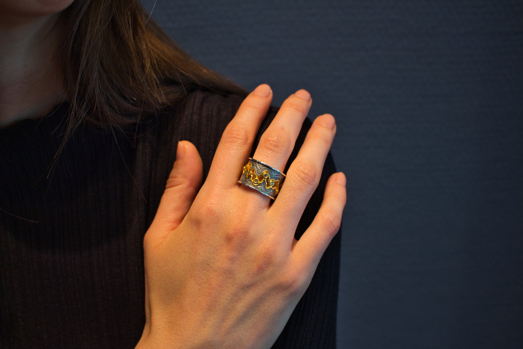 Ring "Lava Riss 2" - Goldschmiedekunst Hein