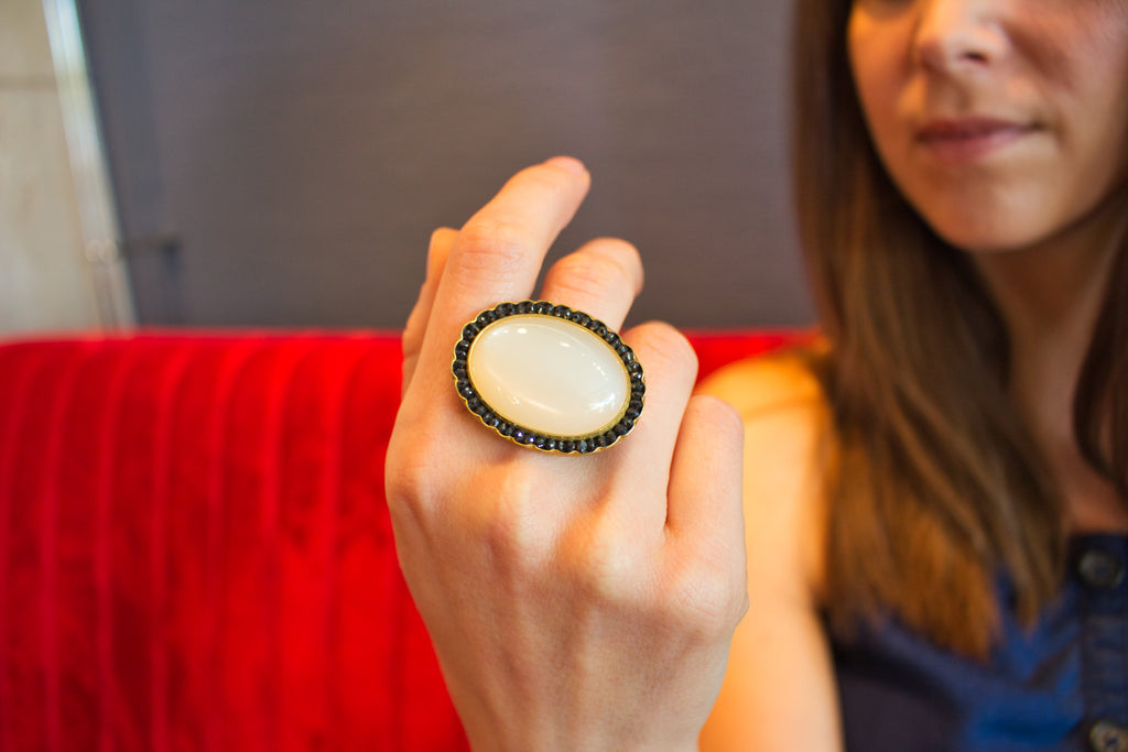 Mondstein Ring #4 - Goldschmiedekunst Hein
