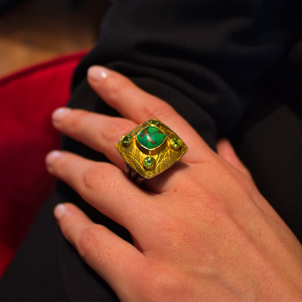 Peridot Ring #2 - Goldschmiedekunst Hein